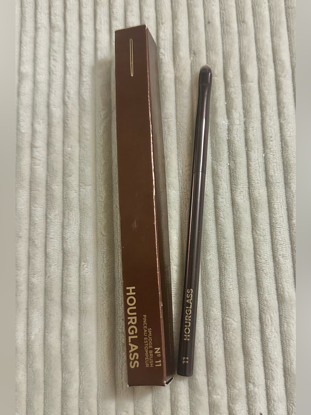 Hourglass Smudge Brush No 11